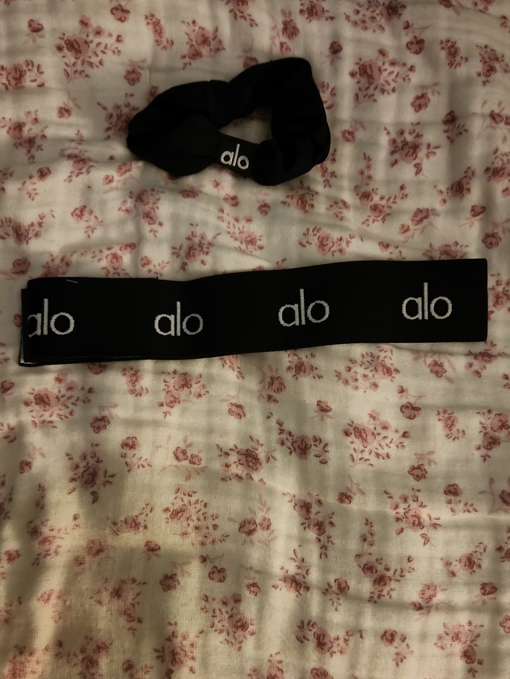 ALO Yoga Black Logo Hair Scrunchie and Headband Set